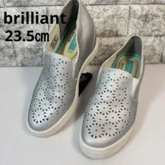 Item thumbnail for item 3af52502-74bf-43b4-a286-c9bfabc4b587