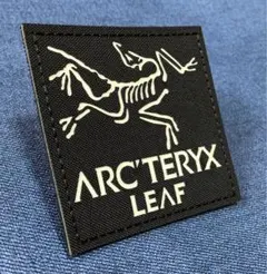 ARC'TERYX LEAF ブラックワッペン パッチ　マジックテープタイプのサムネイル