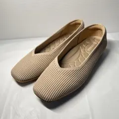 【美品】Vivaiaベージュ リブ編み フラットシューズ 23.5㎝