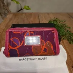 値下げꕤ︎︎ MARC BY MARC JACOBS ラウンドファスナー ꕤ︎︎