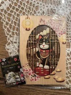 猫のイラスト木製カードとピンバッジセット