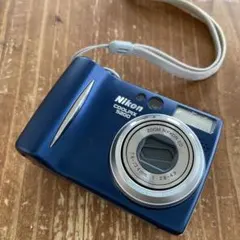 Nikon COOLPIX 5200 デジタルカメラ 本体 付属品・箱ありのサムネイル