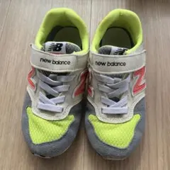 New Balance キッズスニーカー グレー/イエロー
