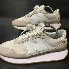 New Balance 237 スニーカー ホワイト/ベージュ 26センチ