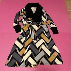 Diane von Furstenberg ジグザグラップドレス