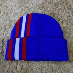 アディダスニット帽、タオルマフラー