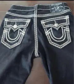 【極美品】TRUE RELIGION ブラック ストレートデニム サイズ30