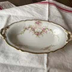 Item thumbnail for item 6a5f00c4-b6d1-4f0a-8df3-4f7996074feb