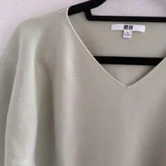 ユニクロ★淡いグリーン Vネック 半袖ニット3Dニット★XL★LL
