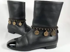 2026年最新】シャネルカメリアショートブーツの人気アイテム - メルカリ