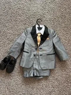 フォーマルスーツ　黒靴セット