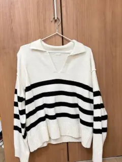 白黒ストライプ Vネックニット