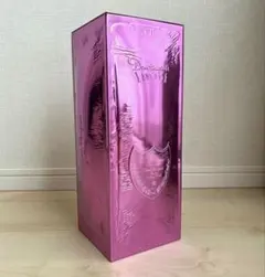 ★新品★ ドンペリニヨン ロゼ ヴィンテージ2008 レディガガ限定ギフトBOXのサムネイル