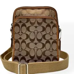 美品　COACH コーチ シグネチャー ショルダーバッグ 3層式 スクエア