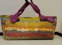 【値下げしました】カラフルストライプ布製ハンドバッグ