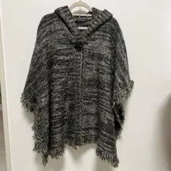 フード付きグレー系ポンチョ S-M