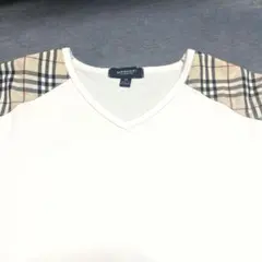 BURBERRY ホワイト　半袖カットソー　トップス Mサイズのサムネイル