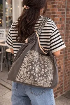 トートバッグ 大容量 刺繍 ペイズリー柄 通勤 スヌーピー 軽量 ナイロン