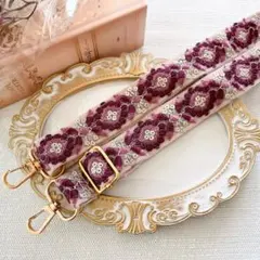 スマホショルダーストラップ／インド刺繍／ハンドメイド／パープル