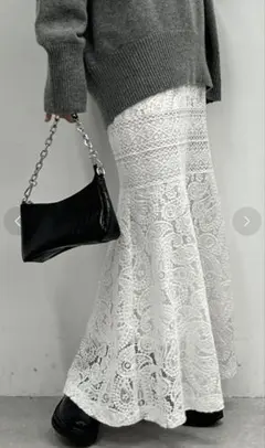 新品　ラウンジドレス　レースフレアスカート　ホワイトのサムネイル