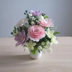 フェルトの花＊ペールカラーのメモリアルフラワー＊仏花 供花 ハンドメイドのサムネイル