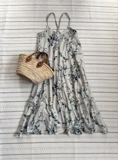 SALE✩.*˚ La-gemme 花柄 キャミワンピース