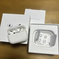 AirPods Pro 2 A2698 右耳＋ケース lightningケーブル - メルカリ