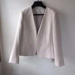 NATURAL BEAUTY BASIC ノーカラージャケット ベージュ　М