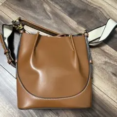 ZARA ブラウンレザーショルダーバッグ