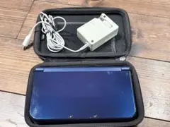 Newニンテンドー3DS LL メタリックブルー充電器、付属ケース つき
