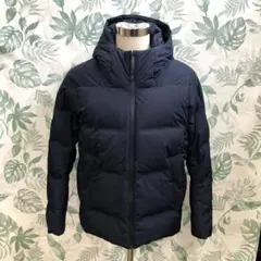 GR656 UNIQLO ユニクロ シームレスダウンパーカー メンズ L