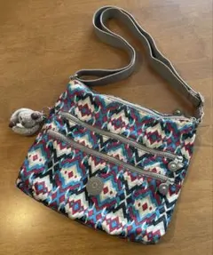 Item thumbnail for item 7aa1b075-9bb8-4c42-b2d1-8dc8b5d0e8dc