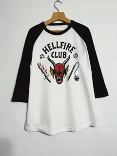 L HELLFIRE CLUB ストレンジャーシングス　ヘルファイア　Tシャツ