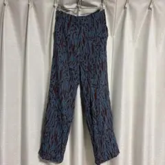ストレートレッグパンツ　スラックス　ウエストゴム　ロングパンツ　ストレート