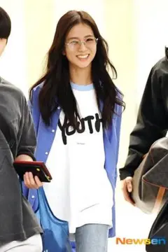 ★ジス着用★Beauty&Youth TODAY edition ロンT