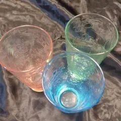 非売品 くまのプーさんグラス3個セット（ピンク・ブルー・グリーン）新品未使用