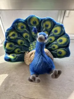 バチカン美術館購入　孔雀モチーフ ぬいぐるみ／ピーコック バチカン美術館購入 孔雀モチーフ ぬいぐるみ／ピーコック - メルカリ