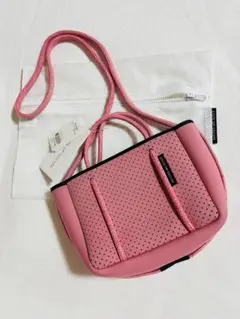 Item thumbnail for item f4b848e3-8f52-48f1-95b5-bb0a36730ecc