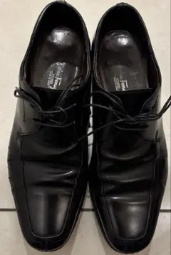 Salvatore Ferragamo ブラックレザードレスシューズのサムネイル