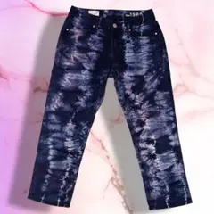 Item thumbnail for item 48d37615-1eb9-46ec-ad83-8ac2a72ea25d