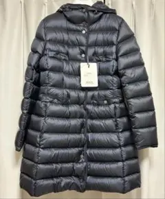 超美品‼️モンクレール　HIRMA イルマ　ネイビー