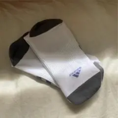 ADIDAS ロングソックス　1ペア