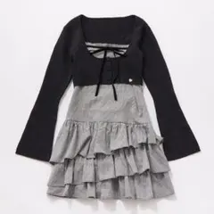フリルティアードワンピースとカーデのセット