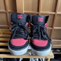 DC スニーカー レッド/ブラック 39