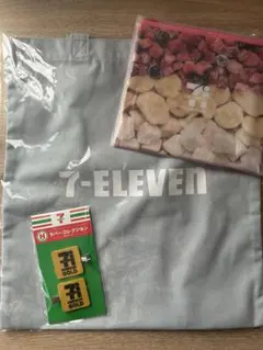 セブンイレブン一番くじ E賞 トートバッグ　G賞　ポーチ　H賞ラバーコレクション