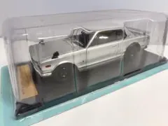 未開封 1/18 国産名車 日産スカイライン2000GT-R 1973 ケンメリ - メルカリ