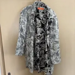 phenium ボタニカル柄 長袖シャツのサムネイル