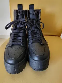 Nike WMNS Air Jordan 1 Brooklyn Black