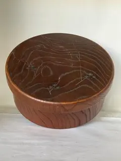 木製円形茶器 蓋付き 彫刻模様