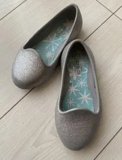 【クロックス】シルバー グリッター バレエシューズ